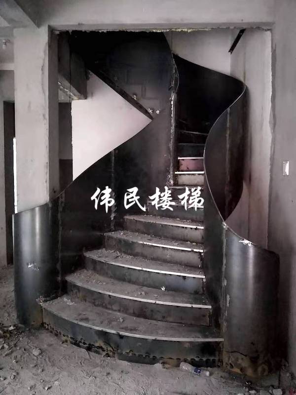 钢架楼梯定制在良渚融信澜天