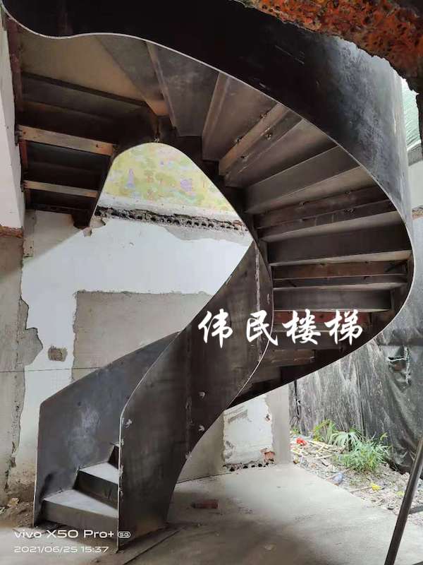 杭州旋转楼梯让月桂花园更漂亮