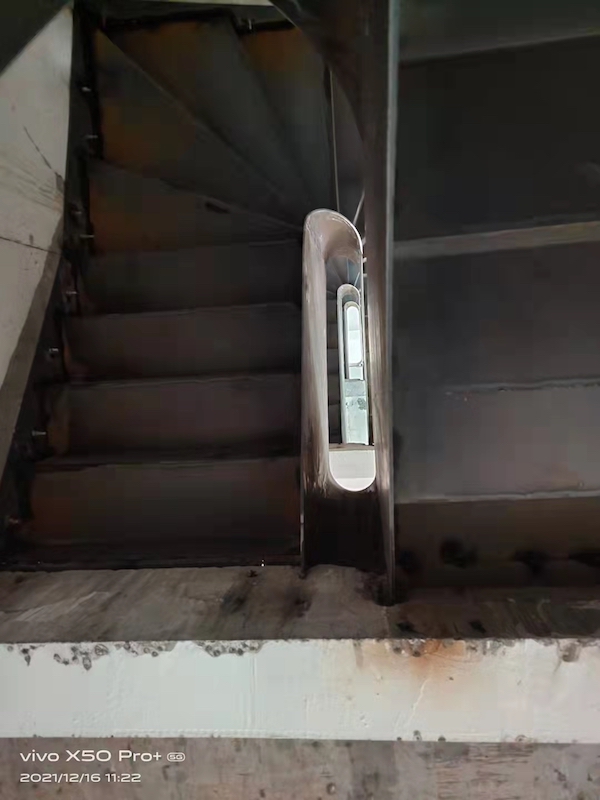 杭州钢板楼梯在滨江第六空间
