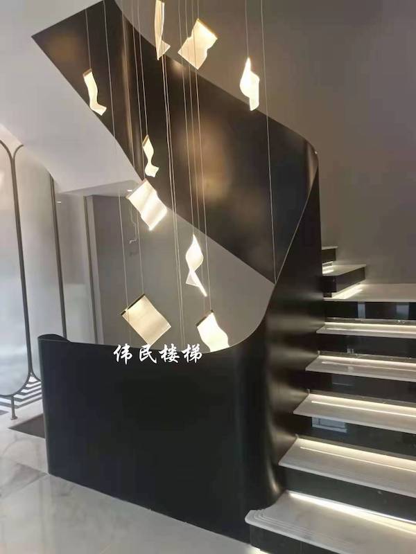 杭州钢架楼梯不仅用在家庭，办公场所也很合适